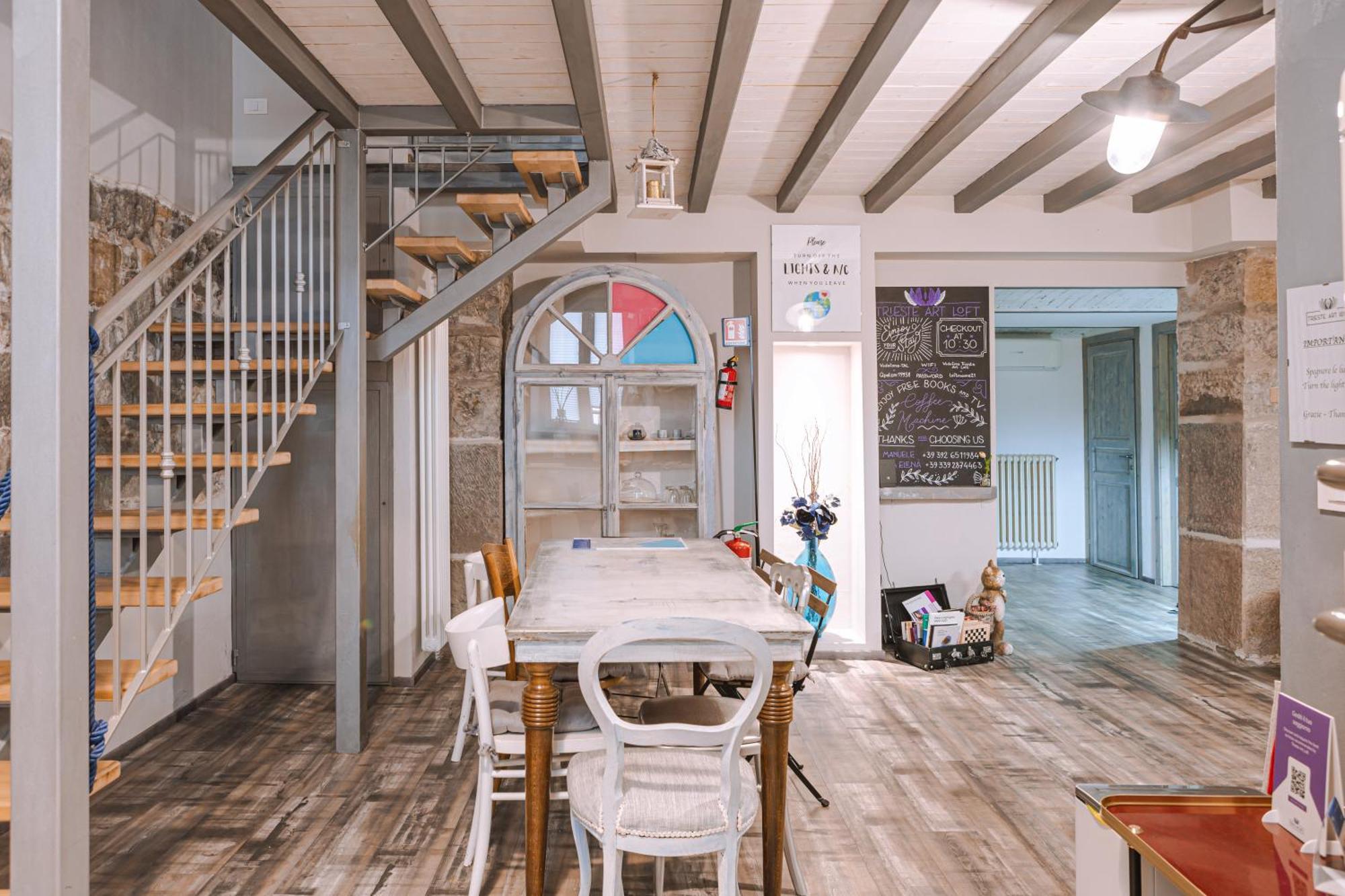 Trieste Art Loft ภายนอก รูปภาพ